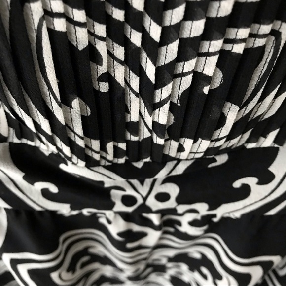 J.Crew 100% Silk Damask Medallion Print Camisole - Picture 7 of 17